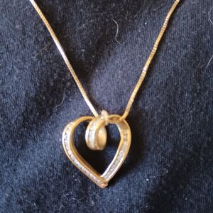 Elegant Gold Heart Pendant Necklace